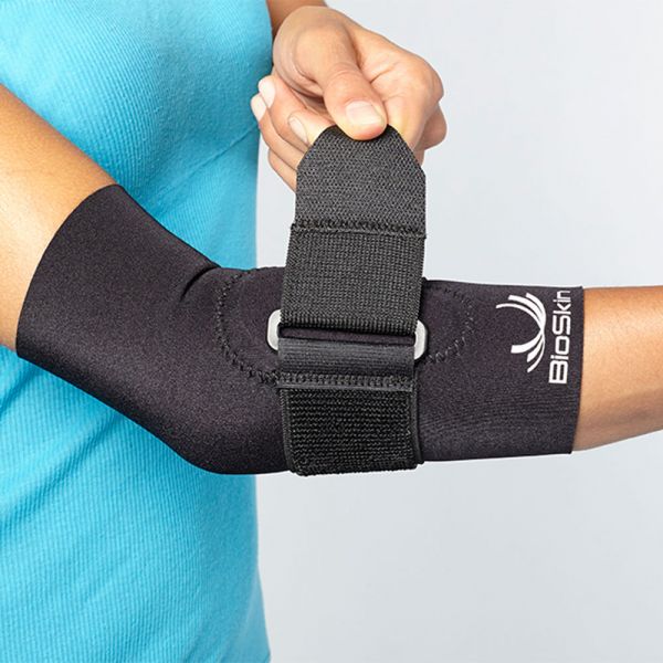 Sleeve for tennis elbow pain
